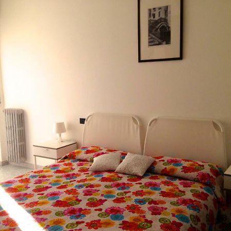 Top Suit Uno - Guest House บรูเกริโอ ห้อง รูปภาพ