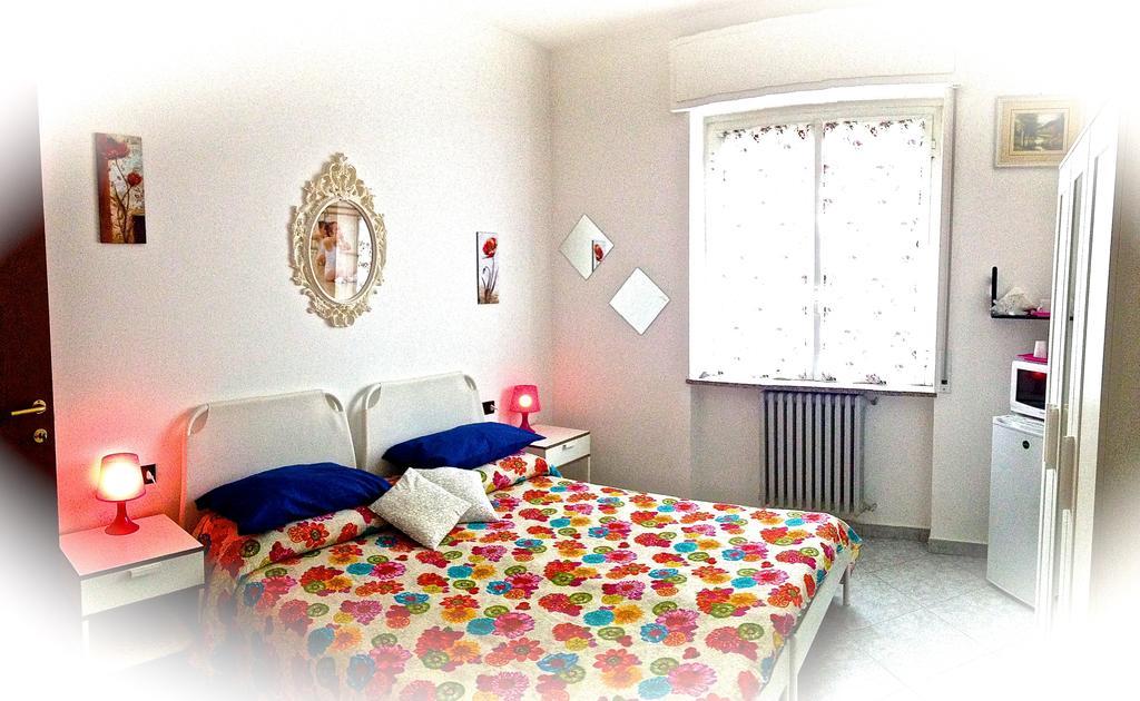 Top Suit Uno - Guest House บรูเกริโอ ภายนอก รูปภาพ