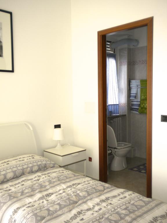 Top Suit Uno - Guest House บรูเกริโอ ภายนอก รูปภาพ