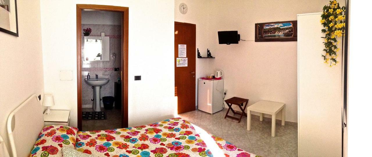 Top Suit Uno - Guest House บรูเกริโอ ห้อง รูปภาพ